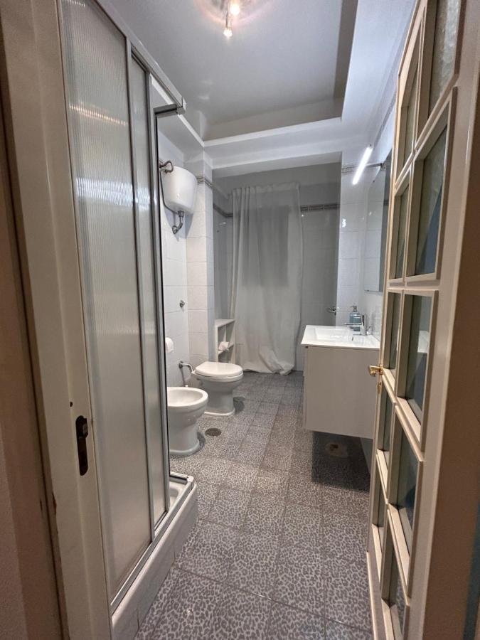 Casa Di Nonna: Appartamento Napoli Exterior foto