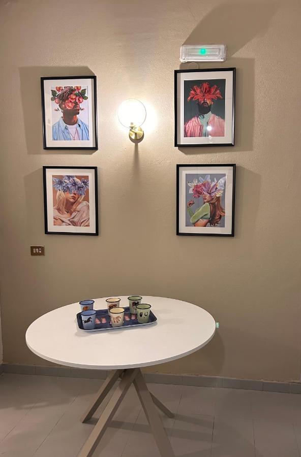 Casa Di Nonna: Appartamento Napoli Exterior foto