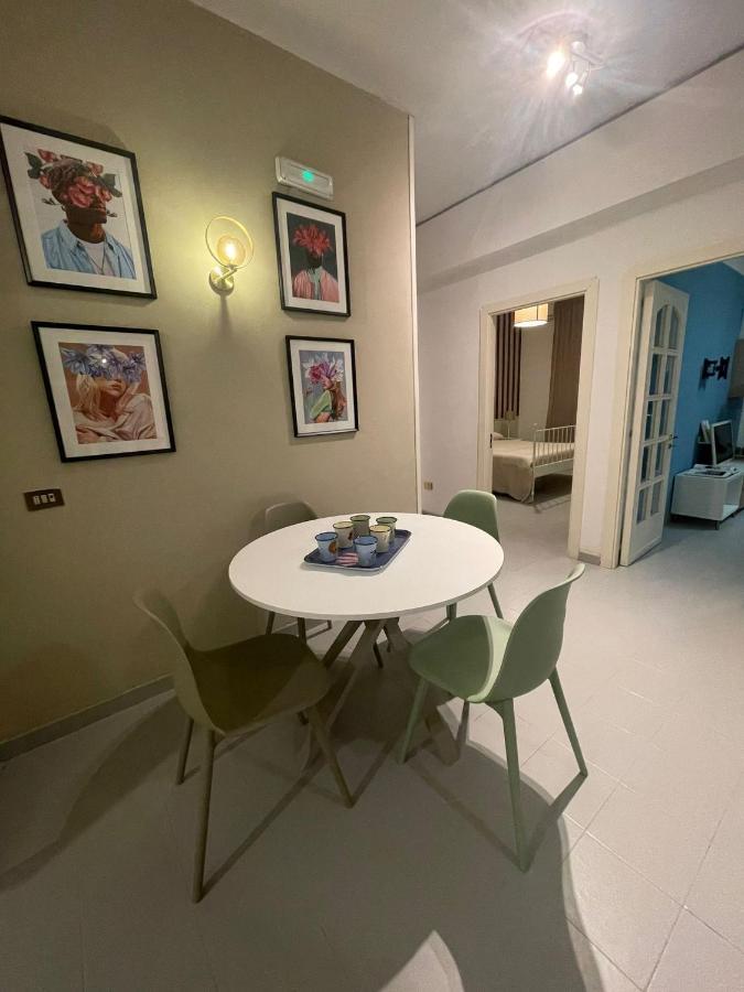 Casa Di Nonna: Appartamento Napoli Exterior foto
