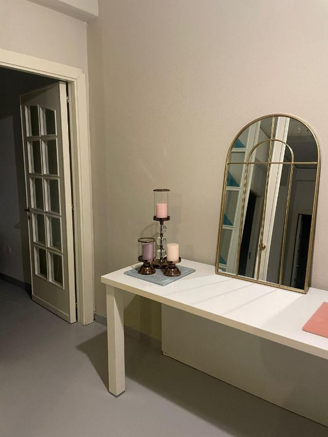 Casa Di Nonna: Appartamento Napoli Exterior foto